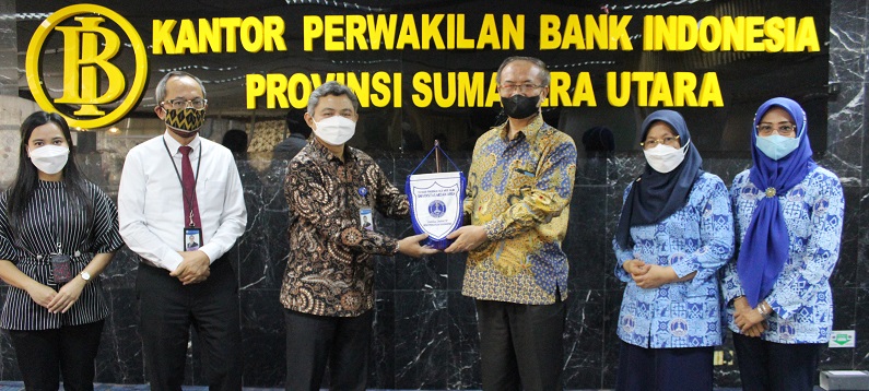 Rektor UMA dan Tim